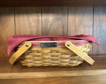 Longaberger "Nature's Garland" basket from the 2006 Christmas Collection
