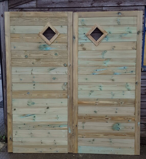 Wooden Horizontal Diamond Window Style Garage Doors Buying Total Width