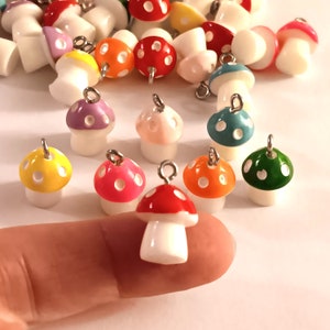 Set of 8, Plastic Mushrooms, Mushroom Charms, Mushroom Pendants, Mushroom Jewelry, Mushroom Gifts, Small Mushrooms, #56A