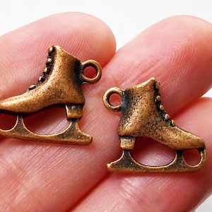 Set of 20, Red Copper Ice Skates, Skating Pendants, Winter Gifts, Ice Skating, Tibetan Style, Sports Jewelry, Bulk Pendant, Charm Lot, #7G