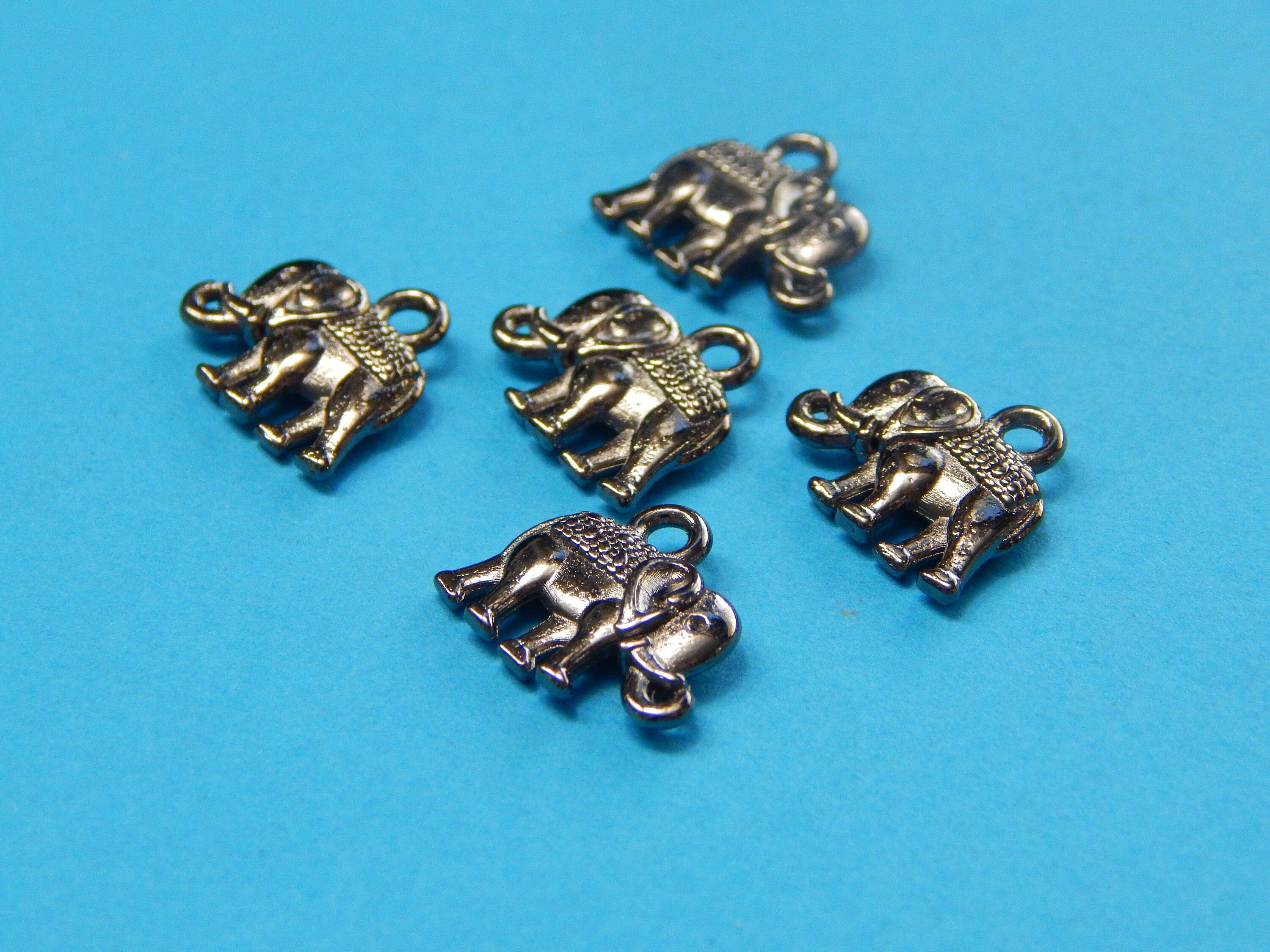 Set of 17 Silver Elephant Charms Elephant Charms Elephant Etsy