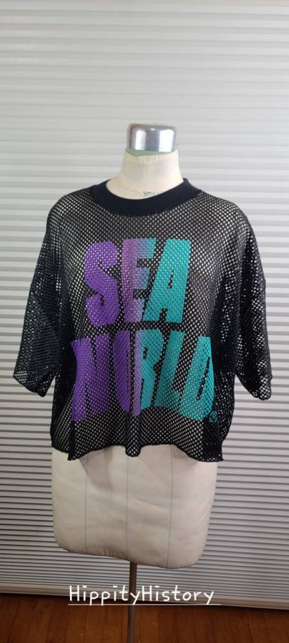 Vintage 'Sea World' Multicolored Jersey Shirt. Per