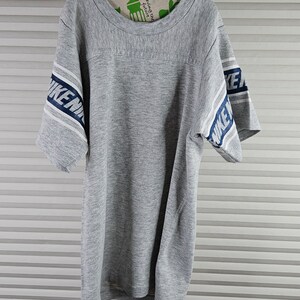Nike 1990&#39;s Kids 6-8 Single Stitch Tee