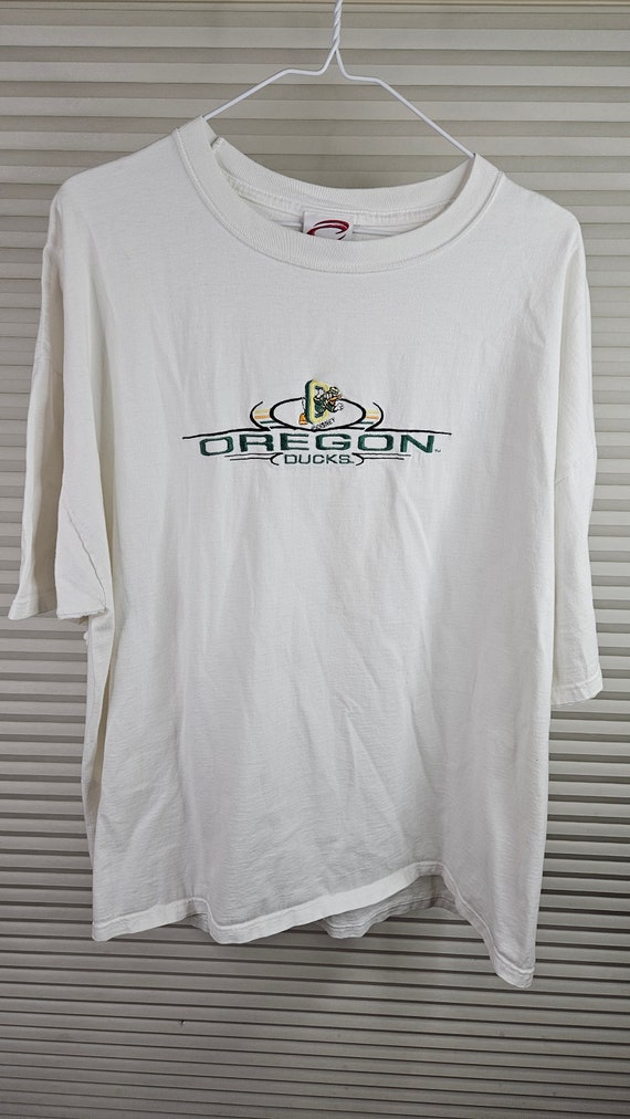 Oregon Ducks Disney Men's XL Vintage T Shirt - image 5