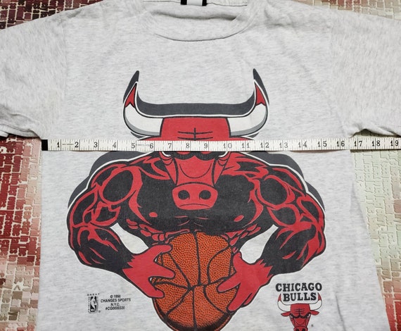 Kids XL 1996 Chicago Bulls Championship T-shirt. Record -  Sweden