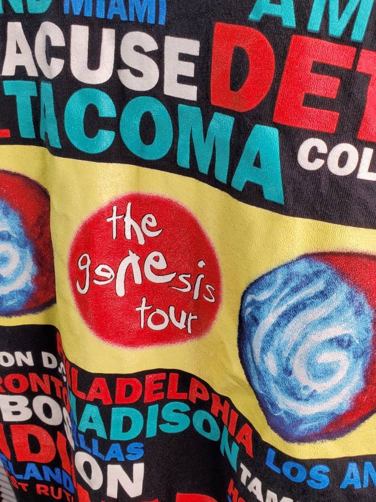 1992 Genesis Tour XL Band T-shirt. Drummer Phil Collins. No