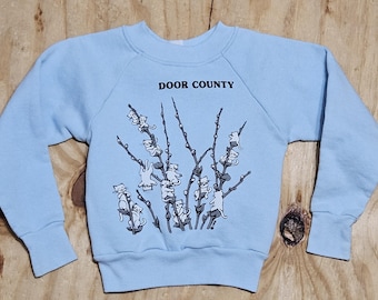 Vintage 1980s Toddler 2T Door County Cats on Tree Light Blue Cotton Crewneck