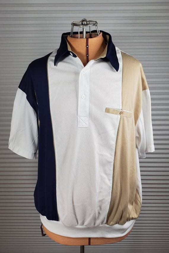 Fashionable 80's Vintage Classics LARGE T-Shirt. … - image 1