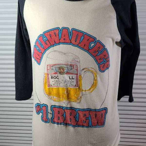 1981 REO Speedwagon Sold Out Sept 5, 1981 Milwaukee County Stadium Medium Tee. Paper Thin.