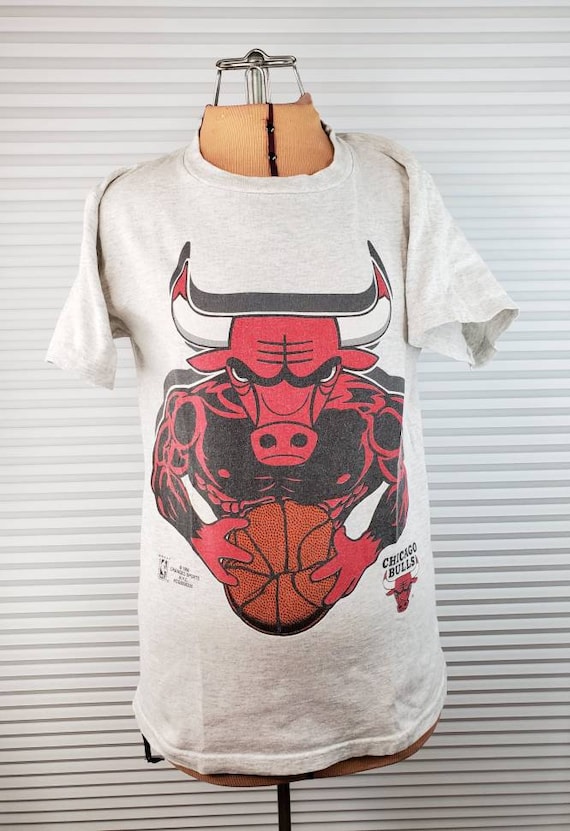 Kids XL 1996 Chicago Bulls Championship T Shirt. Record Breakin