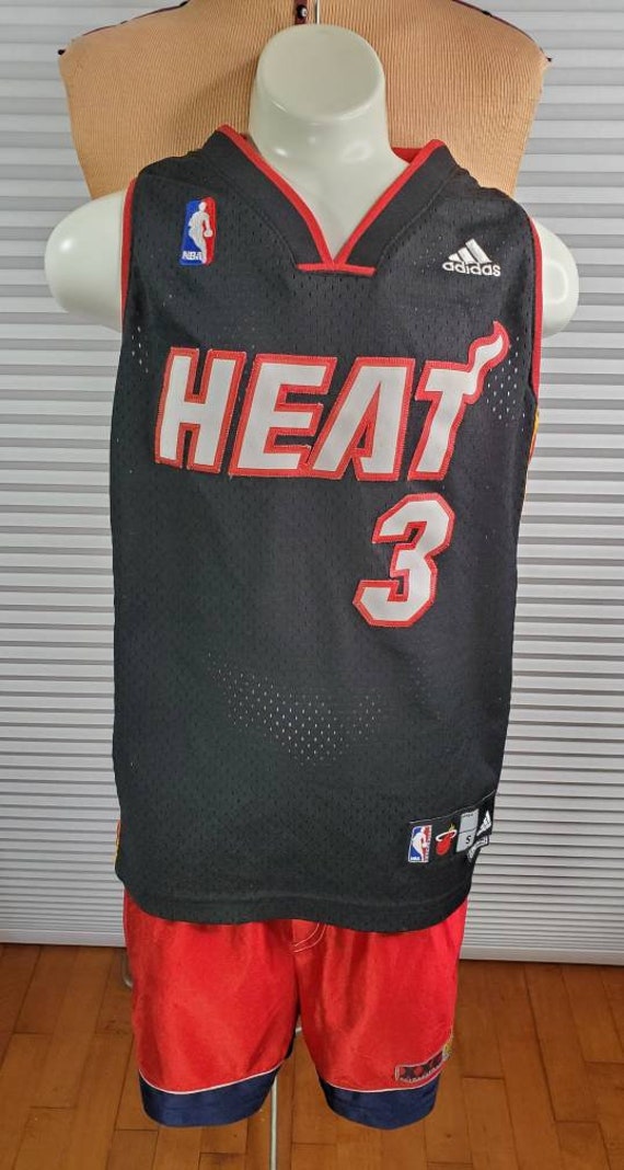 wade jersey number