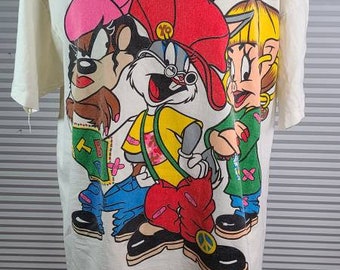 1993 Large Warner Bros Super Stylish Single Stitch Large Graphic Warner Bros Cartoon T-Shirt. Epic Graphic With Attitude.