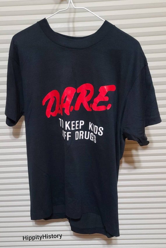 1980's DARE Large T Shirt. Made in USA. Single Sti