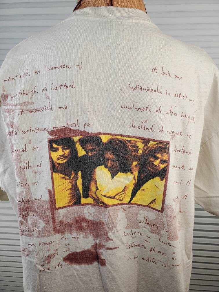 1995 Bon Jovi 'these Days' XL Band T-shirt. Brockum Worldwide Tag