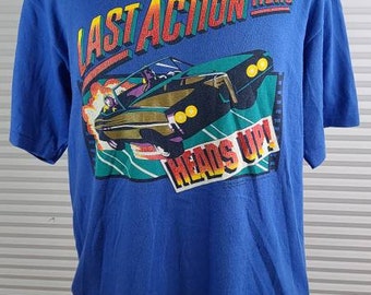 Last Action Hero 1993 Large Arnold Schwarzenegger Movie T Shirt. Epic Action Graphic On Front. Initials Written On Allison Made in USA Tag.