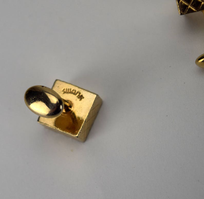 Gold Tone Cuff Links with Bean Backs Mens Suit Accessory Vintage Swank Mens Cuff Links Quilted 3D Square Block Cufflinks