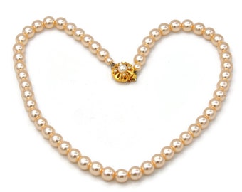 Vintage Faux Pearl Necklace