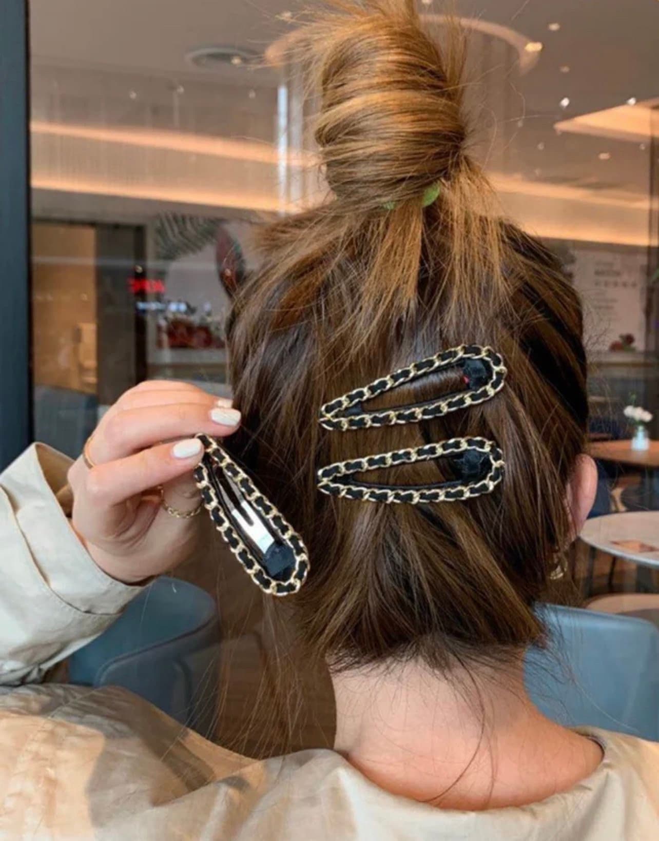 Chanel Women's Hair accessory  Buy or Sell your accessories - Vestiaire  Collective