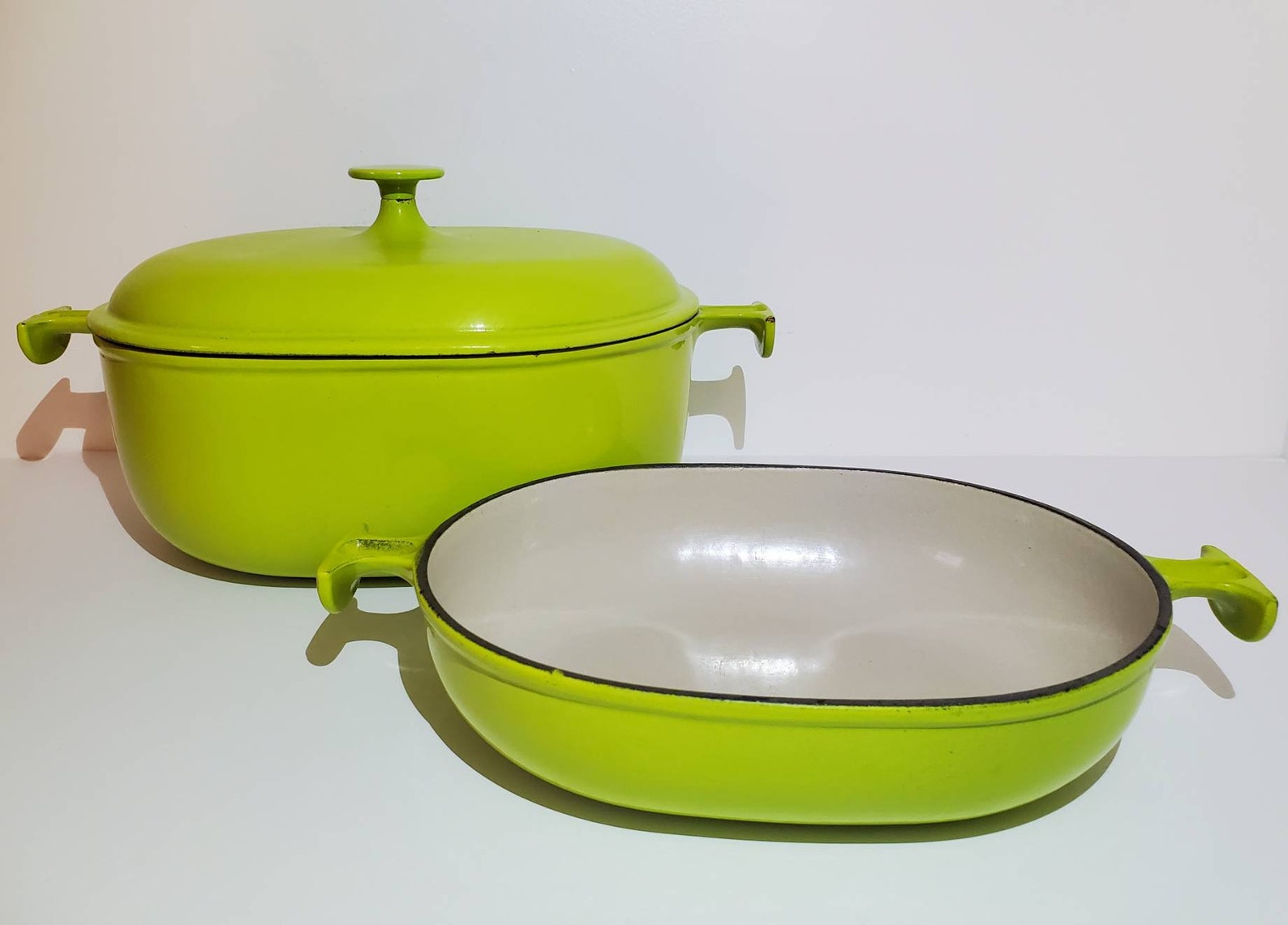 Le Creuset Enzo Mari La Mama CHARTREUSE LIME GREEN 29 Dutch Etsy
