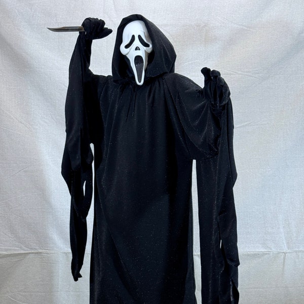 Ghostface scream costume