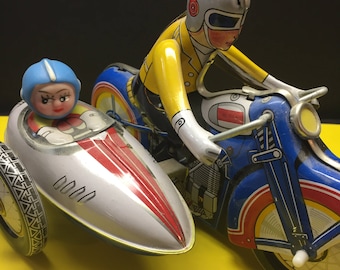 Tin Toy Wind-up Morotcycle and Sidecar