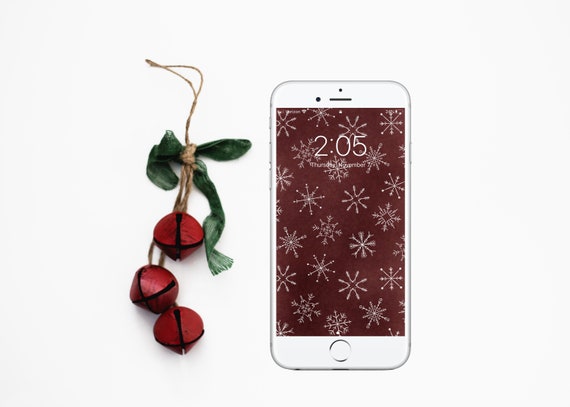 Sketchy Snowflake Wallpaper - Cranberry
