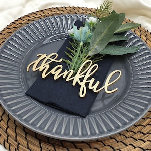 Dankbare Tischkarten, benutzerdefinierte Thanksgiving-Platzkarten, personalisiertes Abendessen-Gedeck, Herbst-Tischdekoration, dankbar, gesegnet