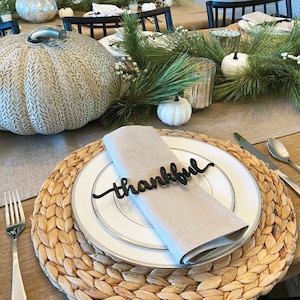 Dankbare Tischkarten, benutzerdefinierte Thanksgiving-Platzkarten, personalisiertes Abendessen-Gedeck, Herbst-Tischdekoration, dankbar, gesegnet