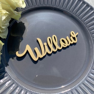 Hochzeit Tischkarten, personalisierte Dinner Namensschilder, romantische hölzerne Eskortkarten, Tischdekoration, benutzerdefinierte Gedeck Tags