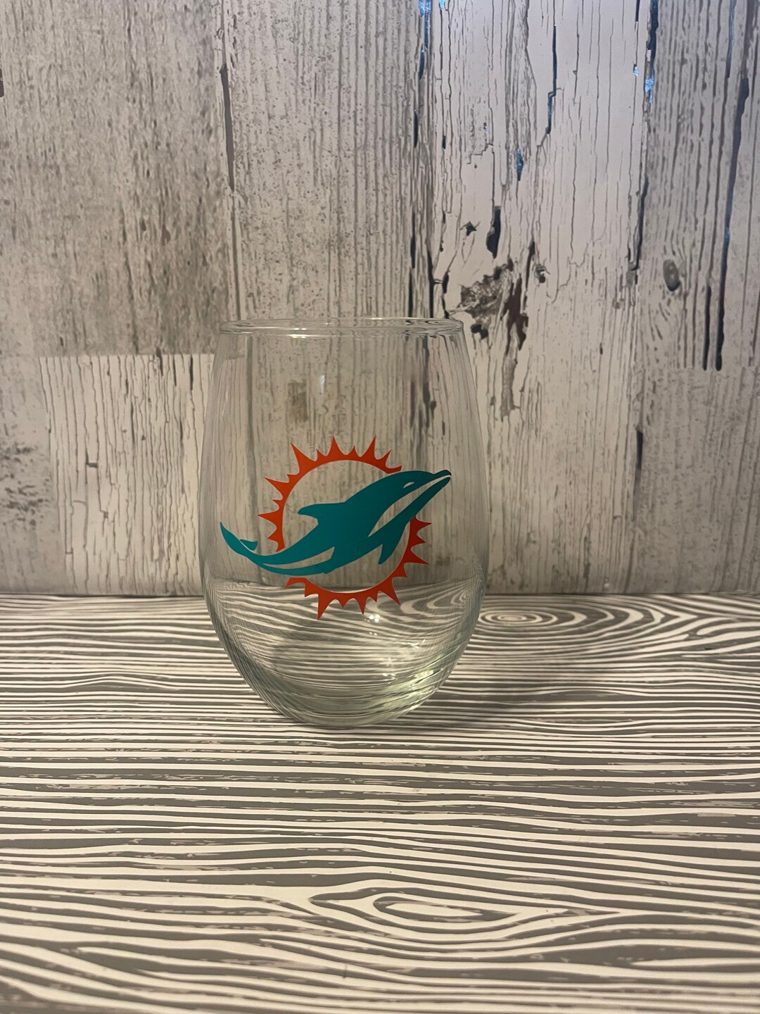 Miami Dolphins Wine Glass, Football Glass, Sports Glass, Sports Wine