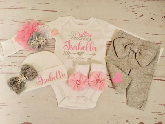 baby girl going home from hospital outfit