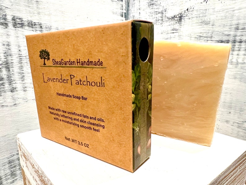 Lavender Patchouli Soap, Eco Friendly, Plastic Free, Handmade, 3.5 OZ Bar, Rustic, Vegan imagem 1