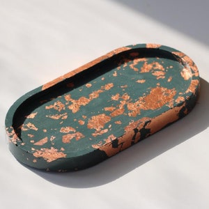 Oval Concrete Tray in Green with Copper Leaf