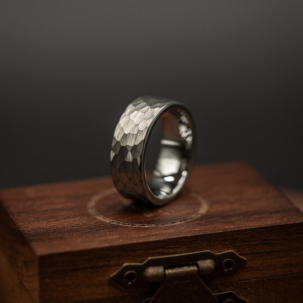 HAMMERED SILVER WEDDING Ring, Silver Wedding Band, Men's Engagement Ring, Hammered Ring, Silver Tungsten Ring, Men's Wedding Band