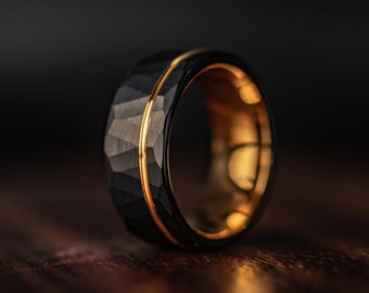 Black & Rose GOLD WEDDING RING, Mens hammered wedding band, Rose Gold Wedding Ring, Mens Engagement Ring, Black Hammered Wedding Ring, 8mm