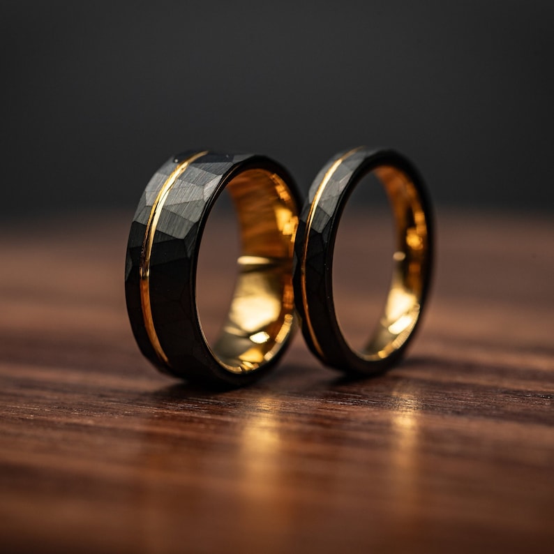 Couples Yellow Gold and Black Wedding Band Set: Black Hammered finish 8mm & 4mm