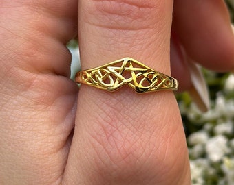 14k Gold Filigree Pentagram Star Ring - 7mm Statement Ring