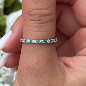 2mm Full Eternity Round Emerald Wedding Band Ring Alternating Emerald CZ Simulated Diamond 925 Sterling Silver