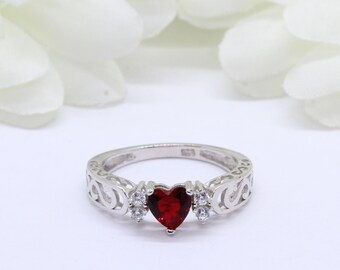 Xmas Gift For Her White Zircon Accented Natural Red Garnet Engagement Ring Dainty Promise Ring Solid 925 Silver Statement Ring