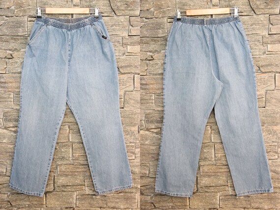 chic denim pull on jeans
