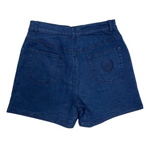 Y2K Vintage High-Rise Denim Shorts , 28 Waist , Casual Lightweight Dark Blue Women&#39;s Denim Shorts , Stretchy Mom Shorts