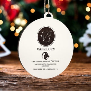 Steinbock Sternzeichen Ornament | Gravierte Holz Landkarte Ornament | Handmade Urlaub & Wohndekor | Weihnachtsschmuck