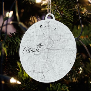 Atlanta, Georgia Ornament | Gravierte Holz Landkarte Ornament | Handmade Urlaub & Wohndekor | Weihnachtsschmuck