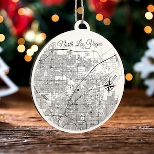 Norden Las Vegas, Nevada Ornament | Gravierte Holz Landkarte Ornament | Handmade Urlaub & Wohndekor | Weihnachtsschmuck
