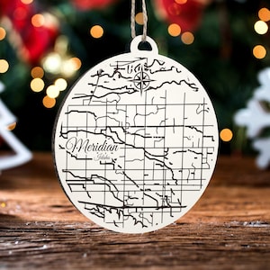 Meridian, Idaho Ornament | Graviertes Kartenornament aus Holz | Handgemachte Weihnachtsdeko | Weihnachtsornament