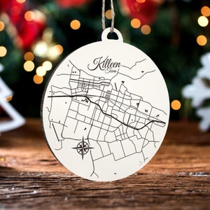 Killeen, Texas Ornament | Graviertes Kartenornament aus Holz | Handgemachte Weihnachtsdeko | Weihnachtsornament