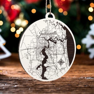 Jacksonville, Florida Weihnachtsornamente | Gravierte Holz Landkarte Ornament | Handmade Urlaub & Wohndekor | Weihnachtsschmuck