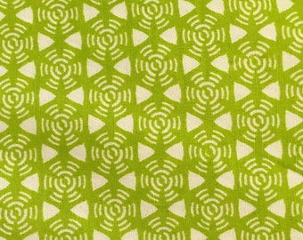 Coupon tissu coton (MT67), fond blanc, motifs graphiques vert