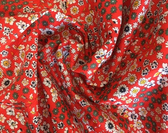 Cotton poplin fabric coupon Red Flower background (23)