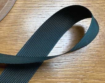 Ribbon, grosgrain, Uni, color Dark Green (43), Width 25 mm